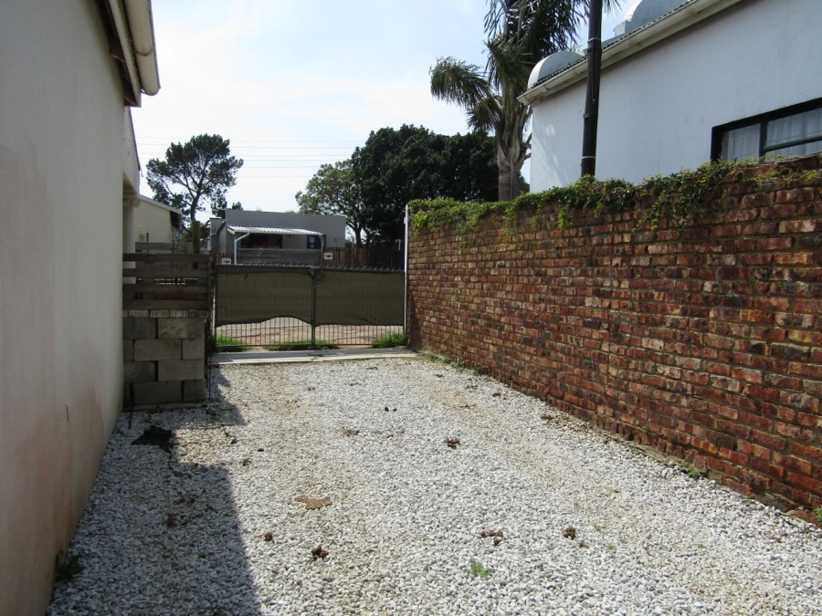 3 Bedroom Property for Sale in Humansdorp Eastern Cape